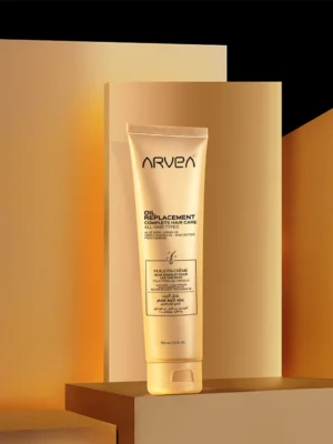 هو سيروم مغذٍ وترطيبي مصمم لتعزيز صحة الشعر ونعومته. تركيبته الغنية تعمل على ترطيب عميق للشعر ، تحسين مرونته، وتقديم إشراقة صحية طبيعية عند الاستخدام اليومي